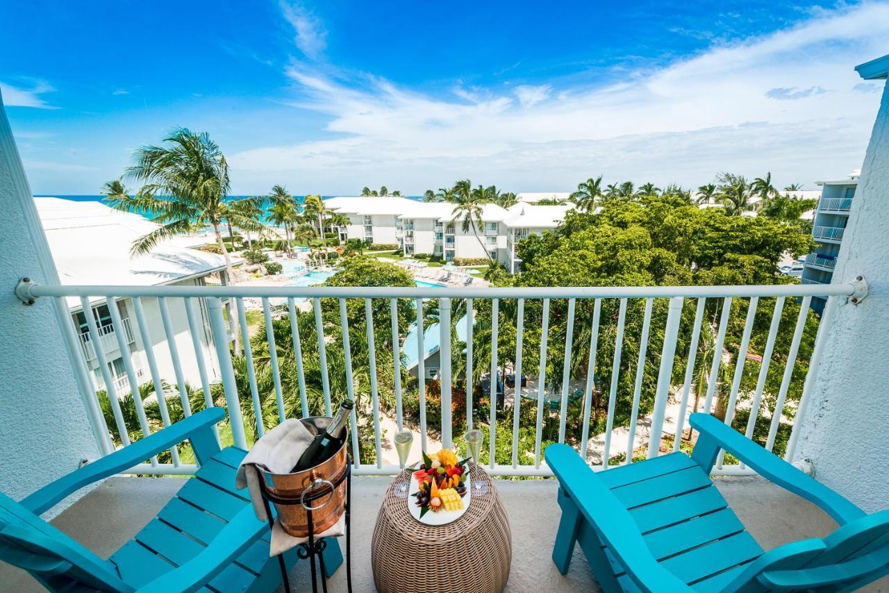 Margaritaville Beach Resort Grand Cayman George Town Exterior foto