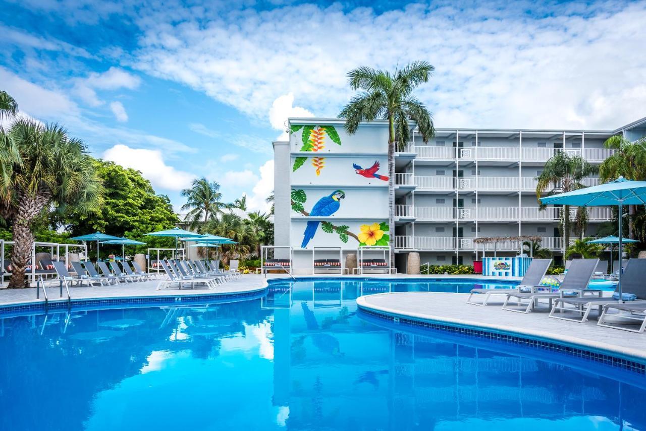 Margaritaville Beach Resort Grand Cayman George Town Exterior foto
